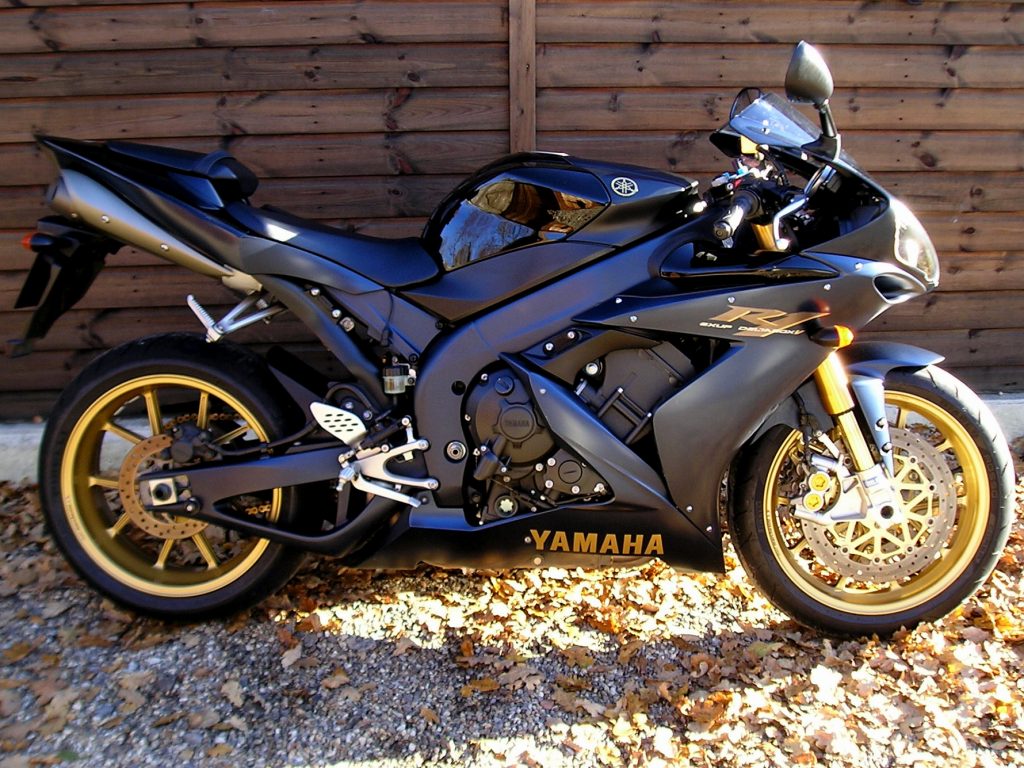 £ 9995, Yamaha YZF-R1 SP 47/500 (1 of just 500 European Bikes, Pristine