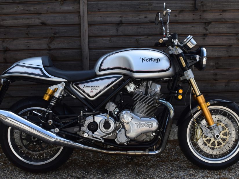 norton commando 961 sport